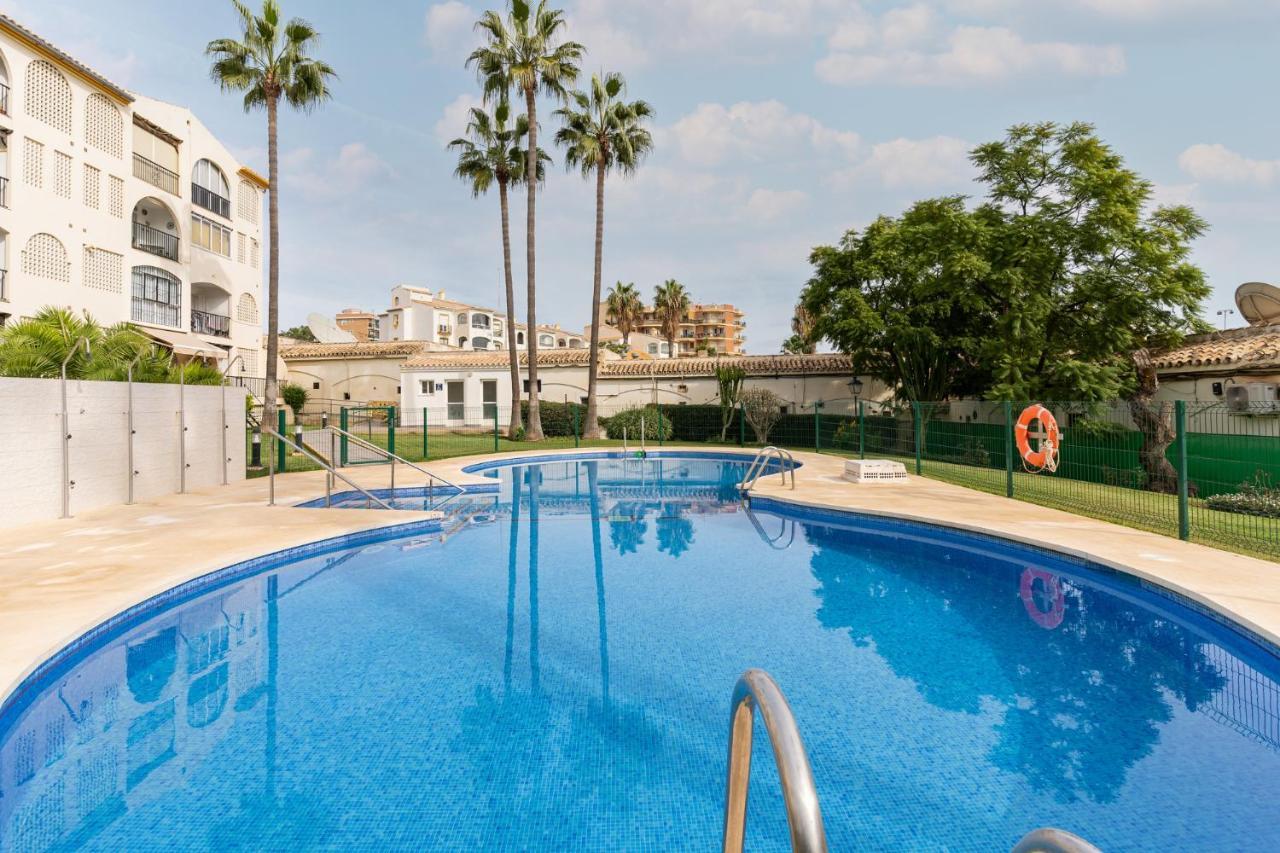 Lovely Apartment Next To The Beach Torremolinos Exterior foto